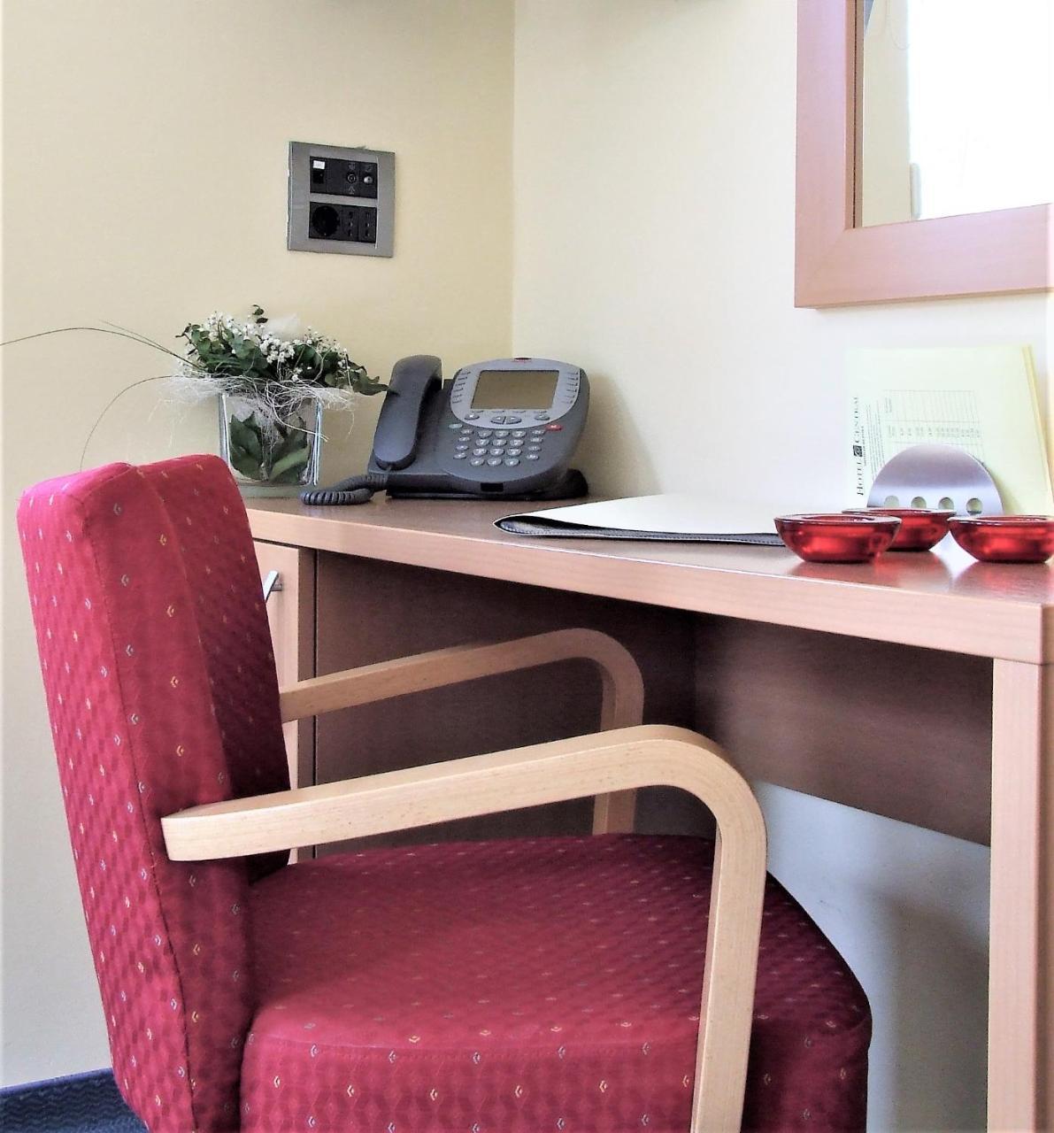 Hotel Central Slavonski Brod Bagian luar foto